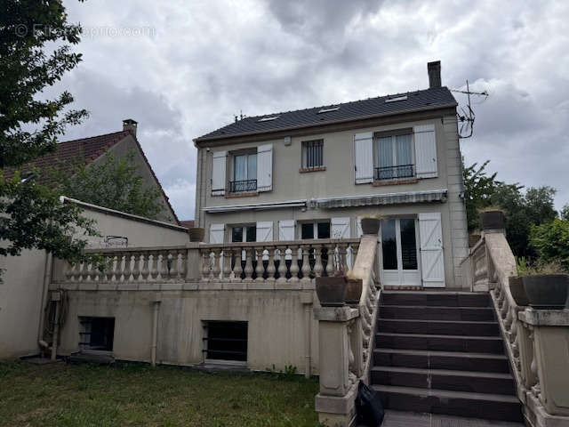 Maison à MORANGIS