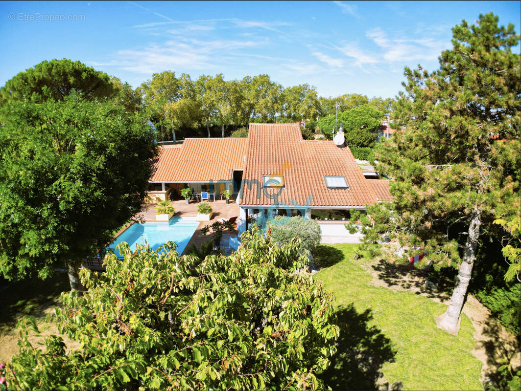 Maison à CASTELMAUROU