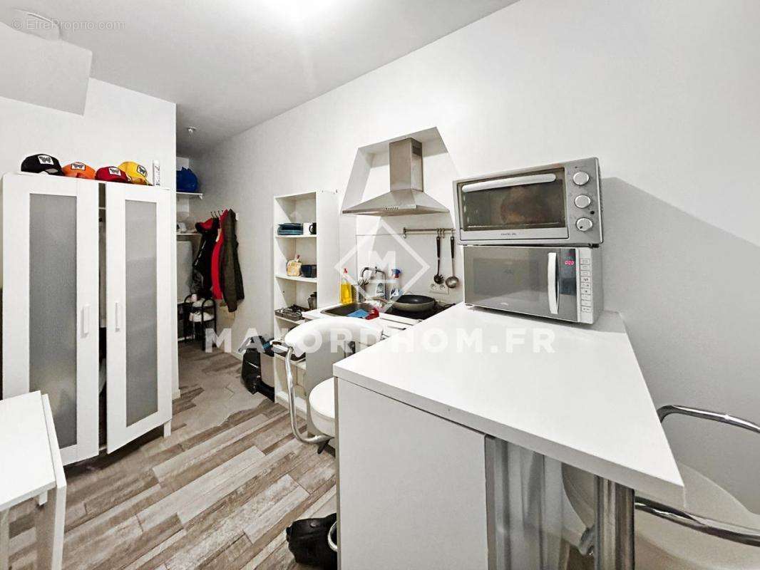 Appartement à MARSEILLE-2E