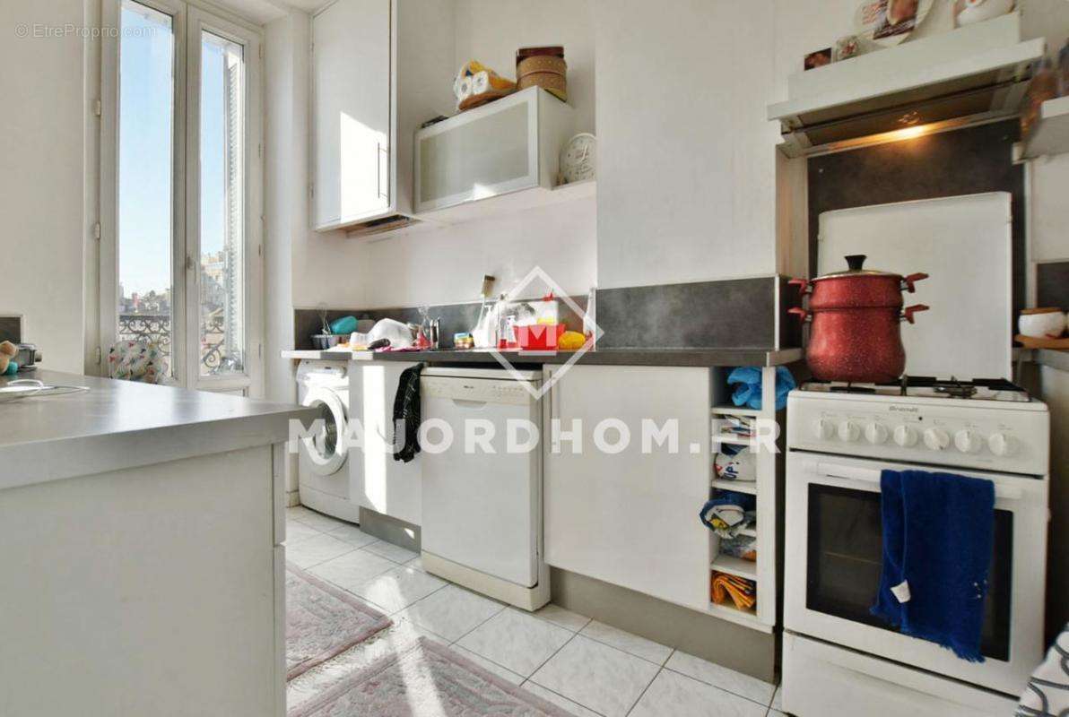 Appartement à MARSEILLE-4E