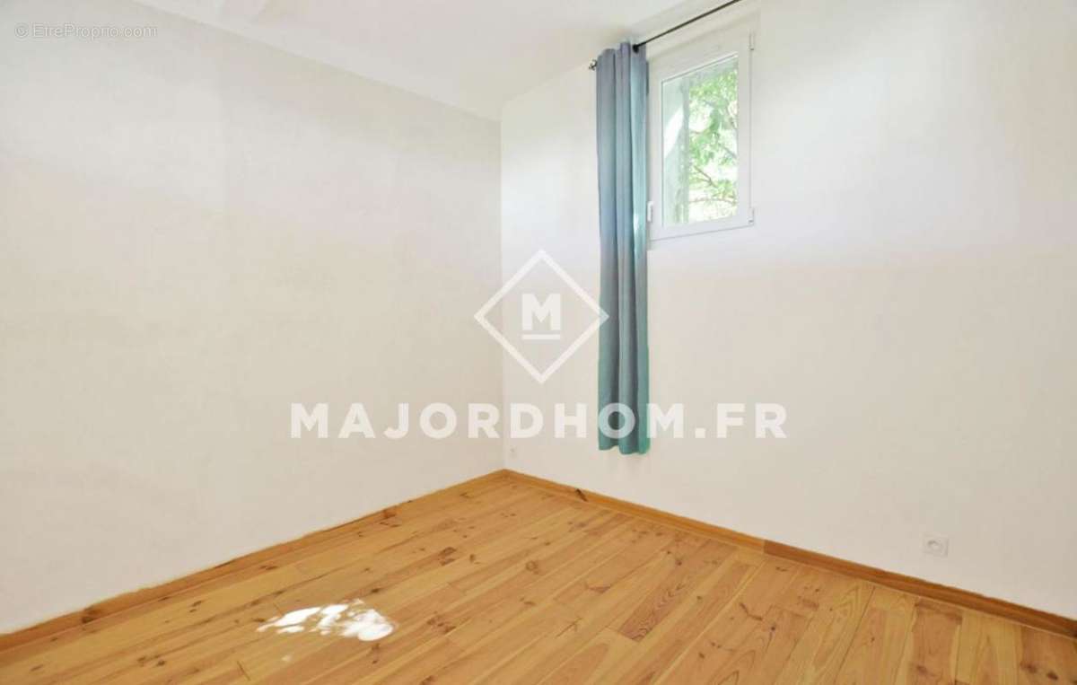 Appartement à MARSEILLE-6E