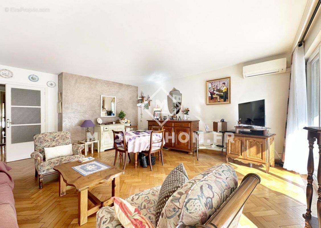 Appartement à MARSEILLE-8E