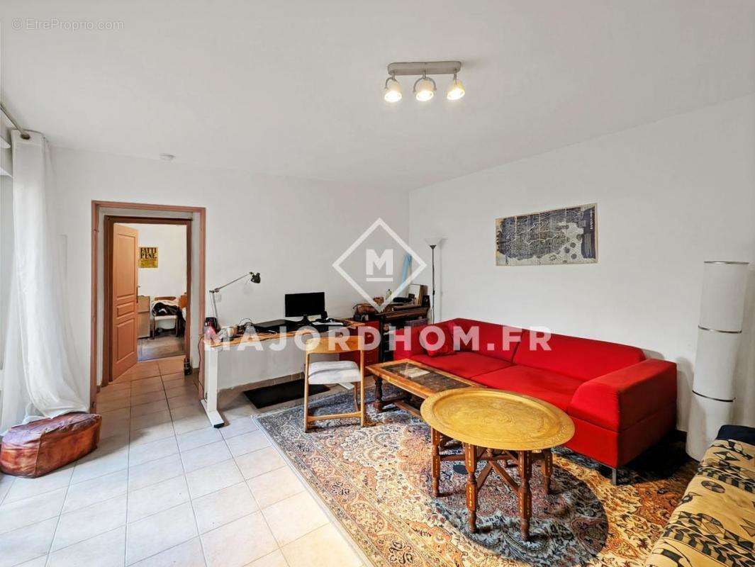 Appartement à MARSEILLE-5E