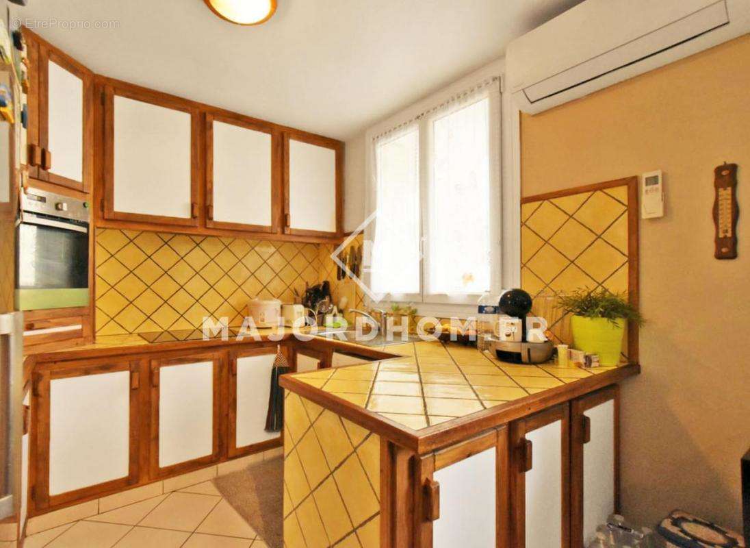 Appartement à MARSEILLE-9E