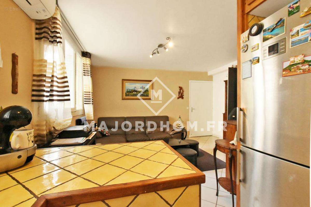 Appartement à MARSEILLE-9E