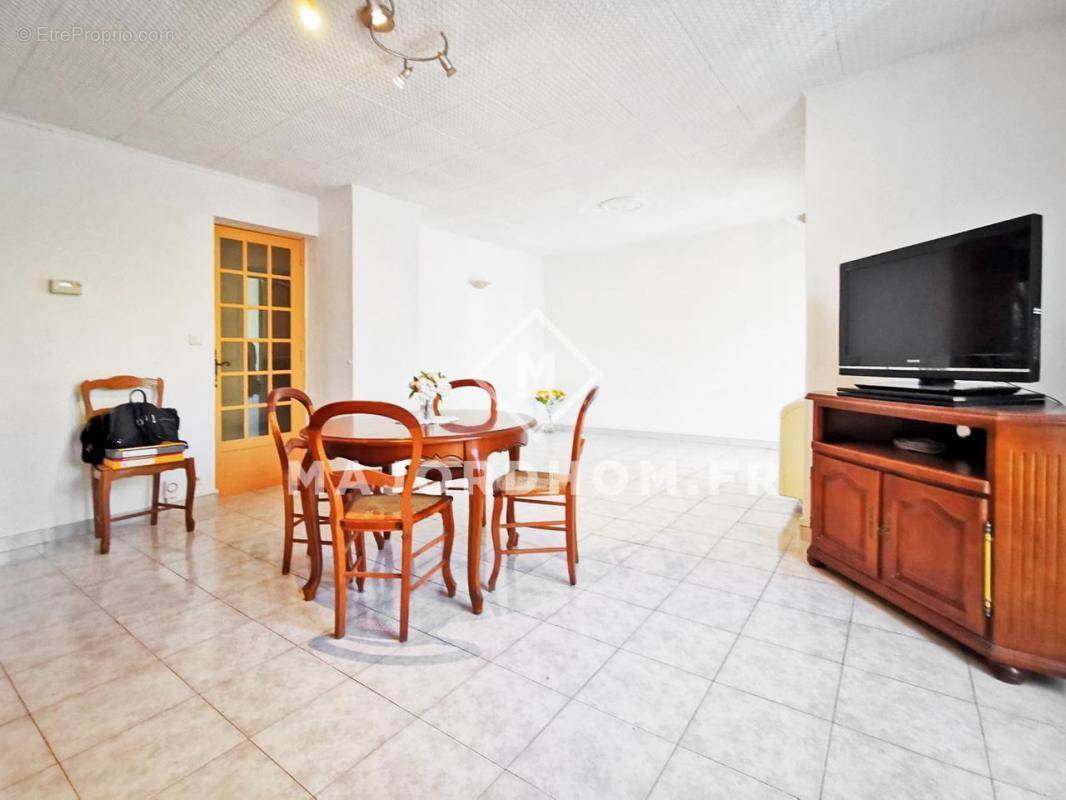 Appartement à MARSEILLE-9E