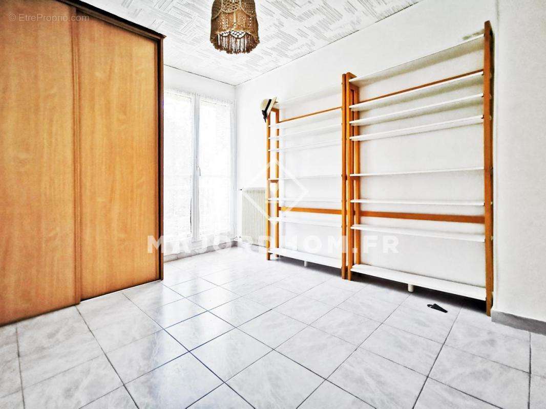 Appartement à MARSEILLE-9E