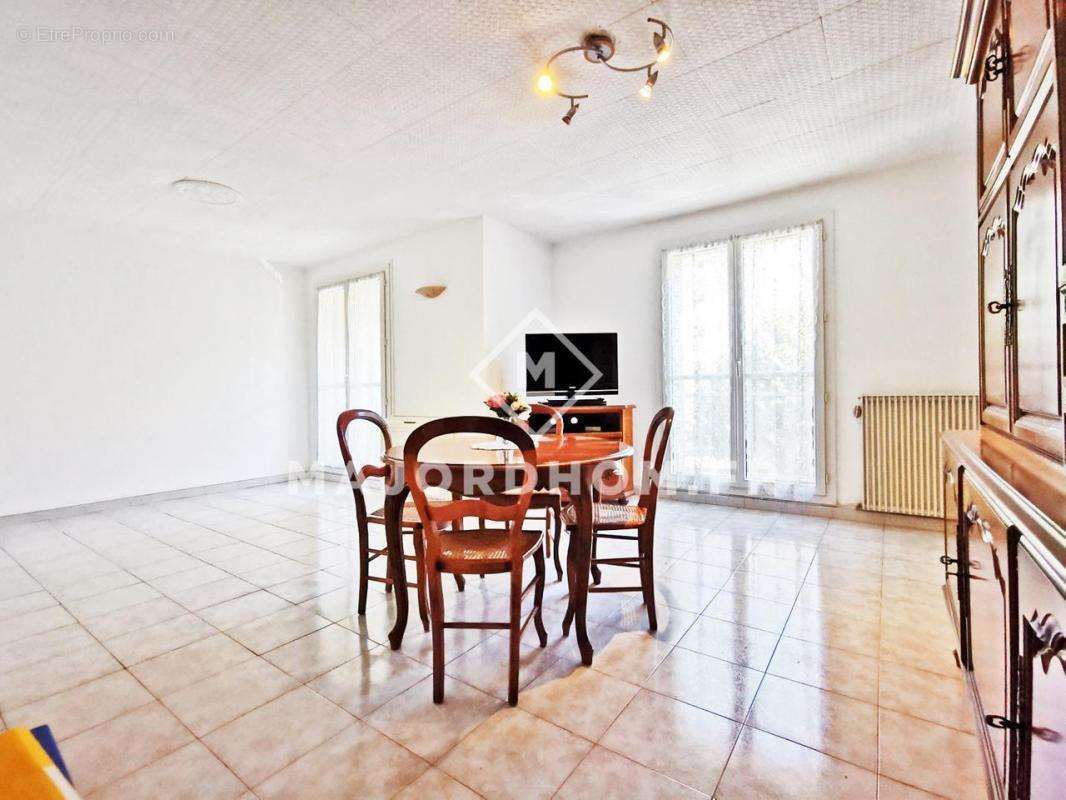 Appartement à MARSEILLE-9E