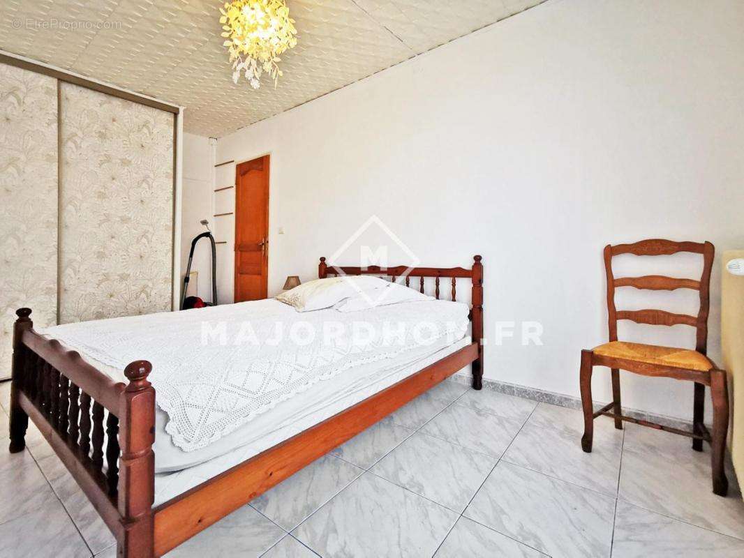 Appartement à MARSEILLE-9E