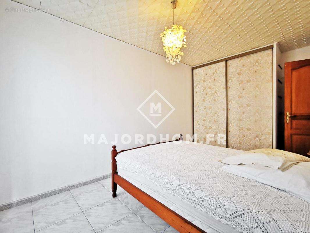 Appartement à MARSEILLE-9E