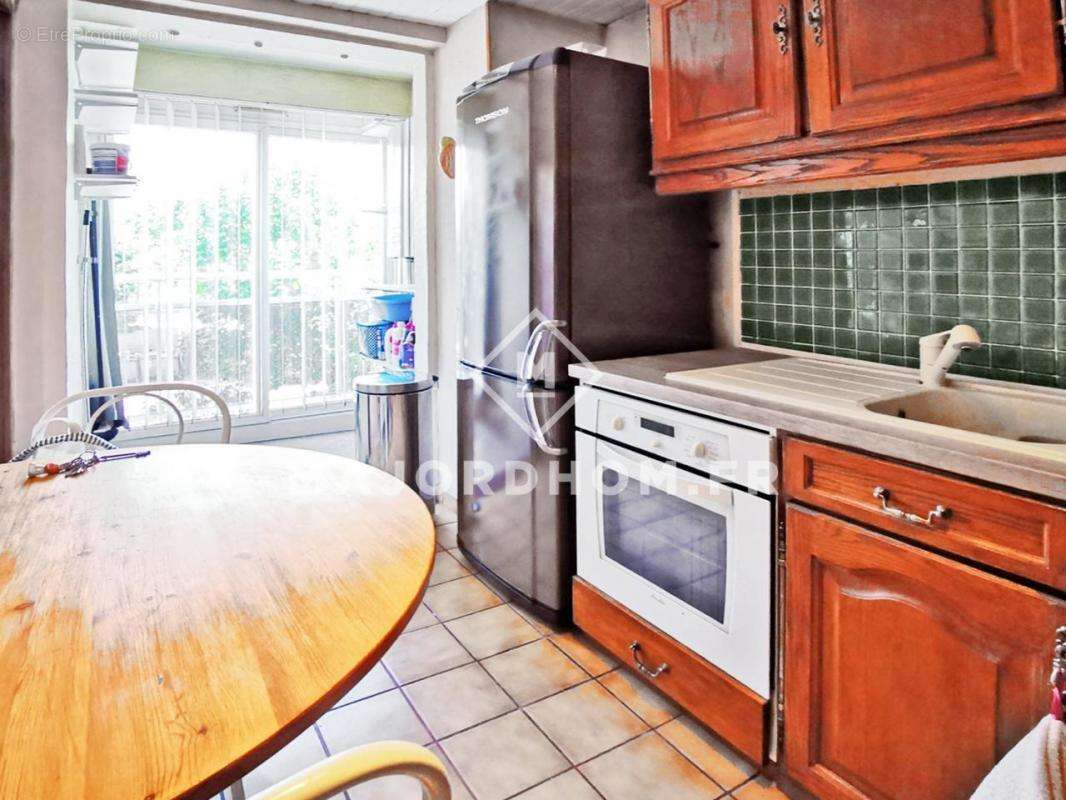 Appartement à MARSEILLE-9E