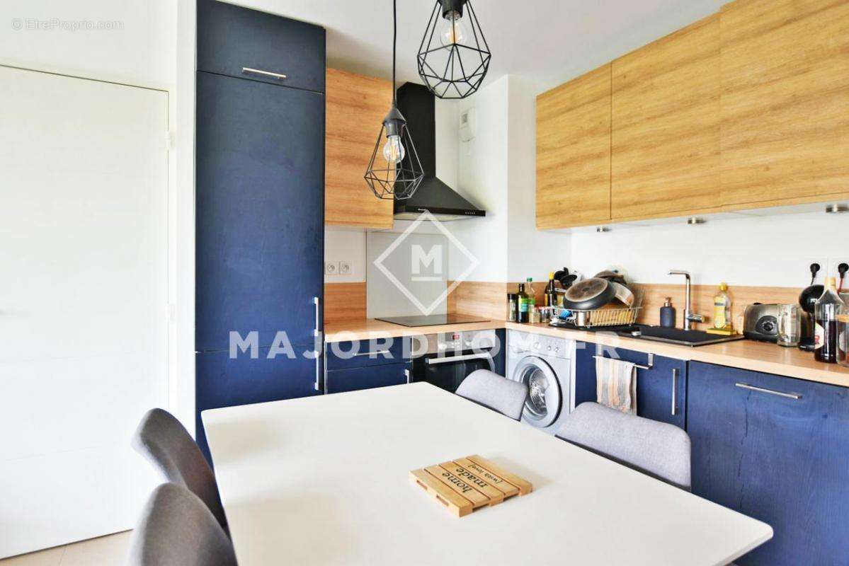 Appartement à MARSEILLE-8E