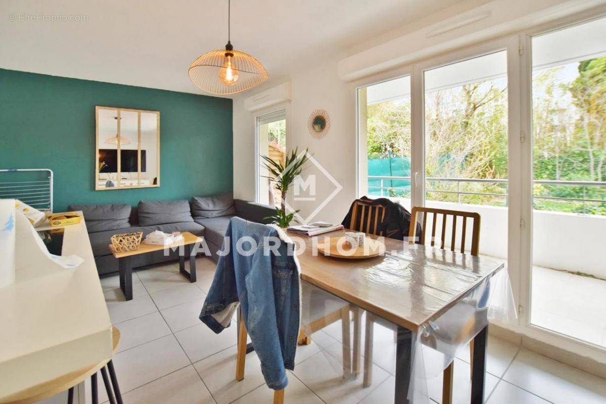 Appartement à MARSEILLE-12E