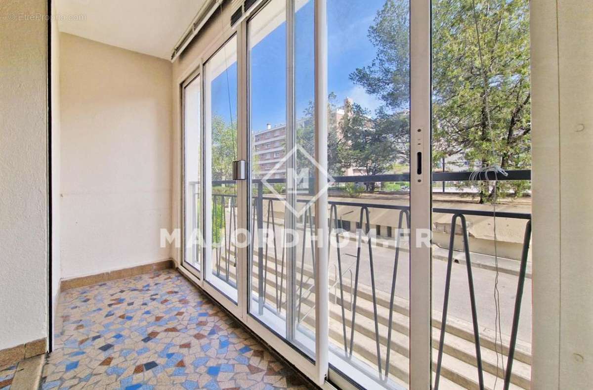 Appartement à MARSEILLE-9E