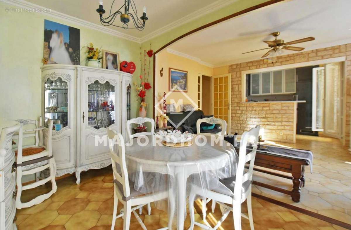 Appartement à MARSEILLE-9E