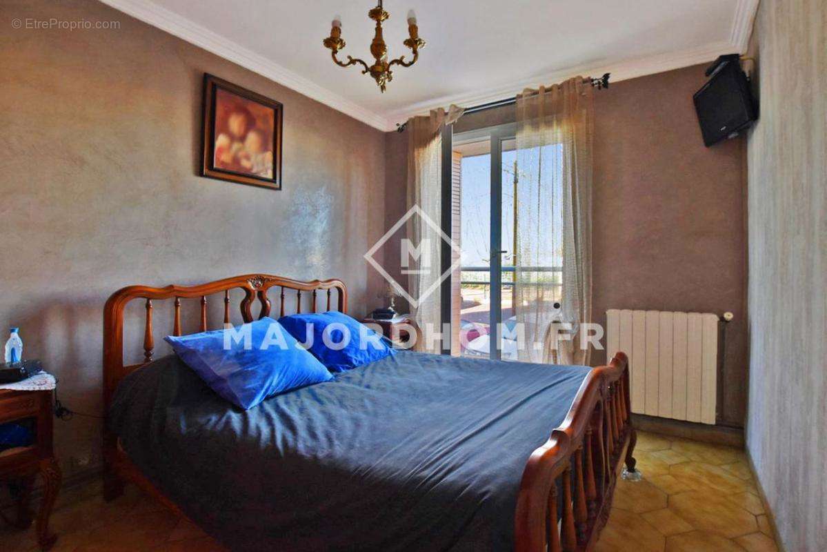 Appartement à MARSEILLE-9E