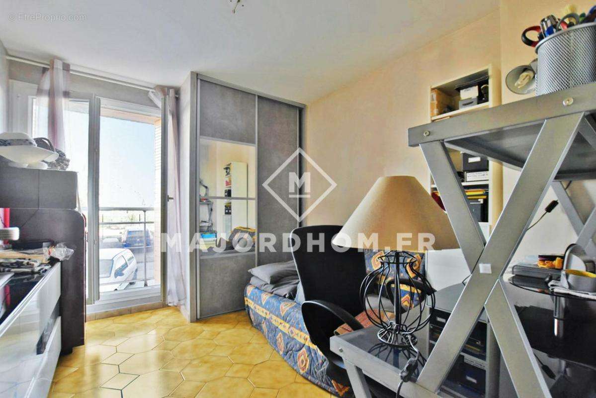 Appartement à MARSEILLE-9E