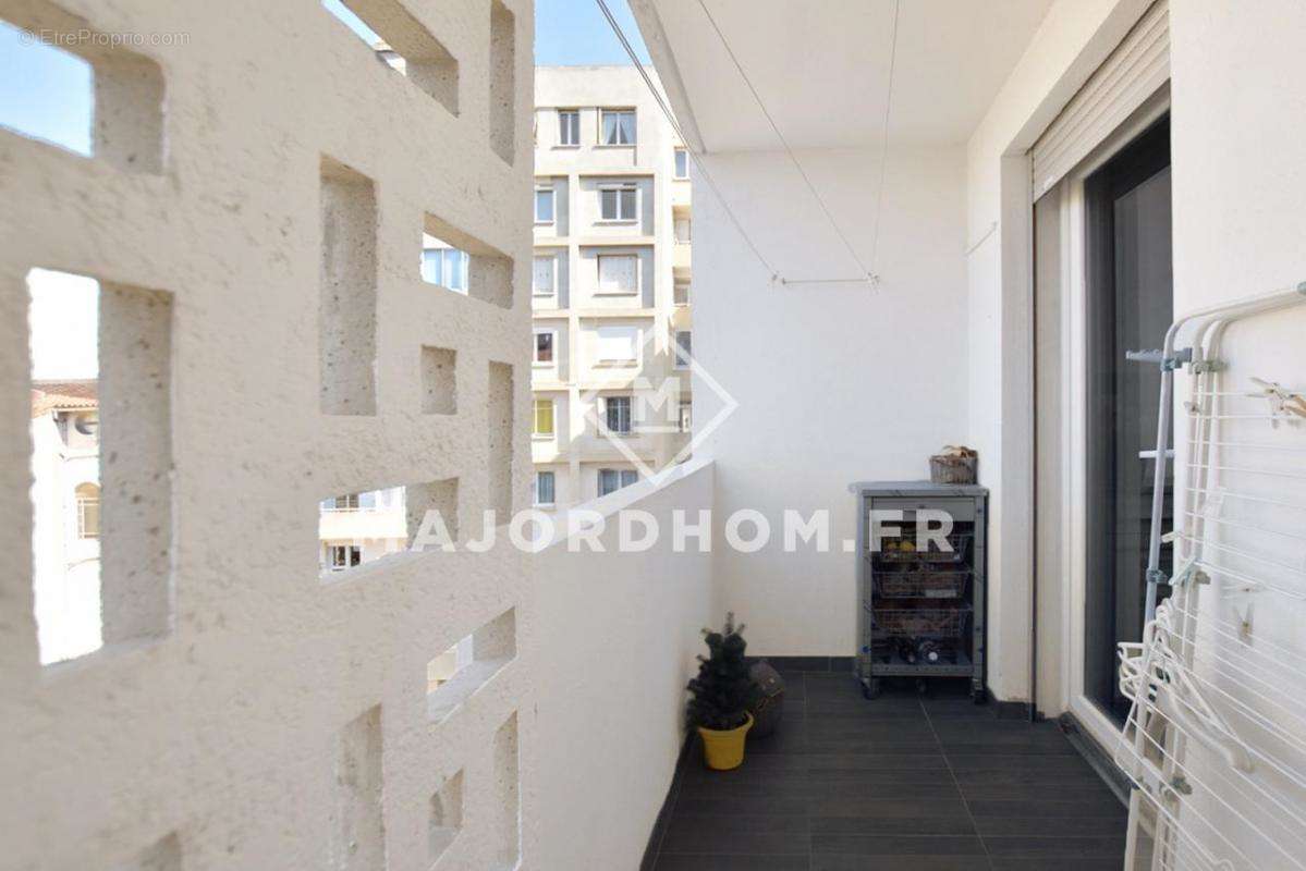 Appartement à MARSEILLE-8E