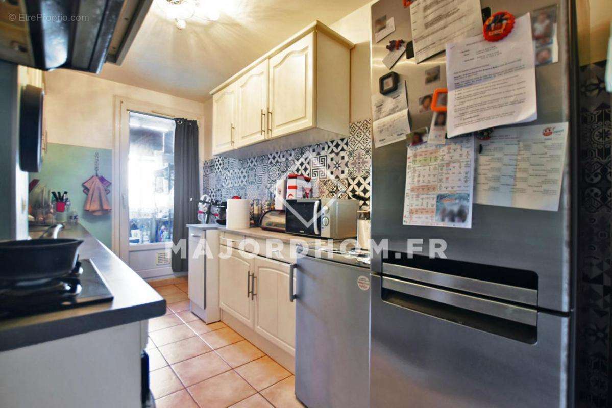 Appartement à MARSEILLE-9E