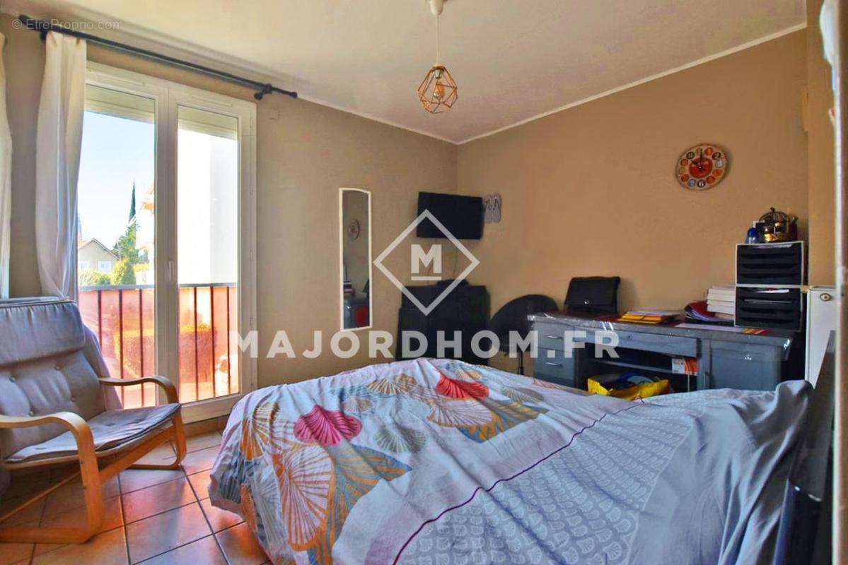 Appartement à MARSEILLE-9E