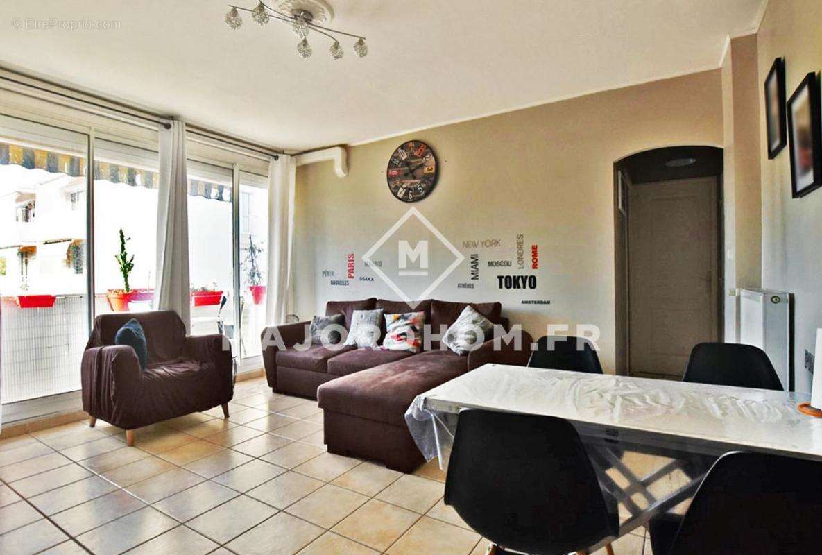 Appartement à MARSEILLE-9E