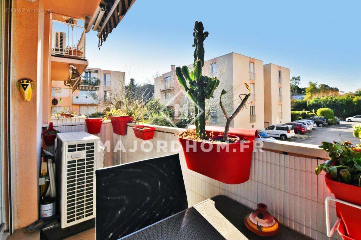 Appartement à MARSEILLE-9E