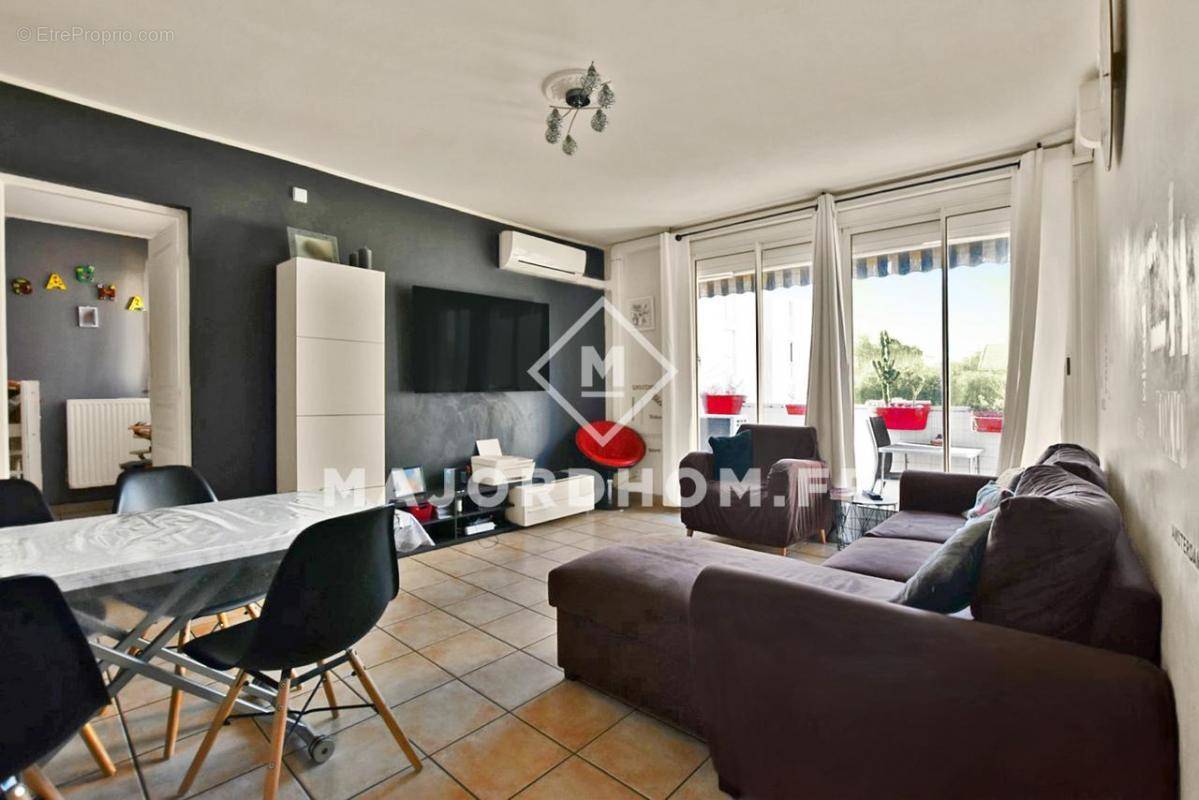 Appartement à MARSEILLE-9E