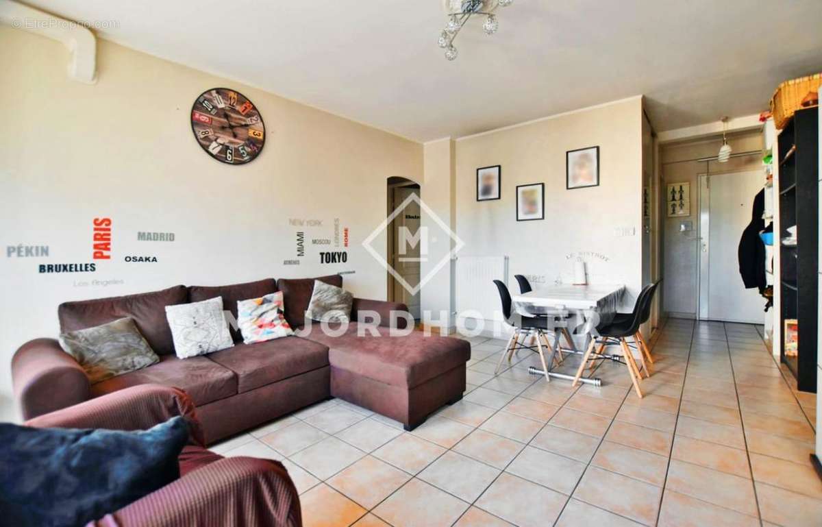 Appartement à MARSEILLE-9E