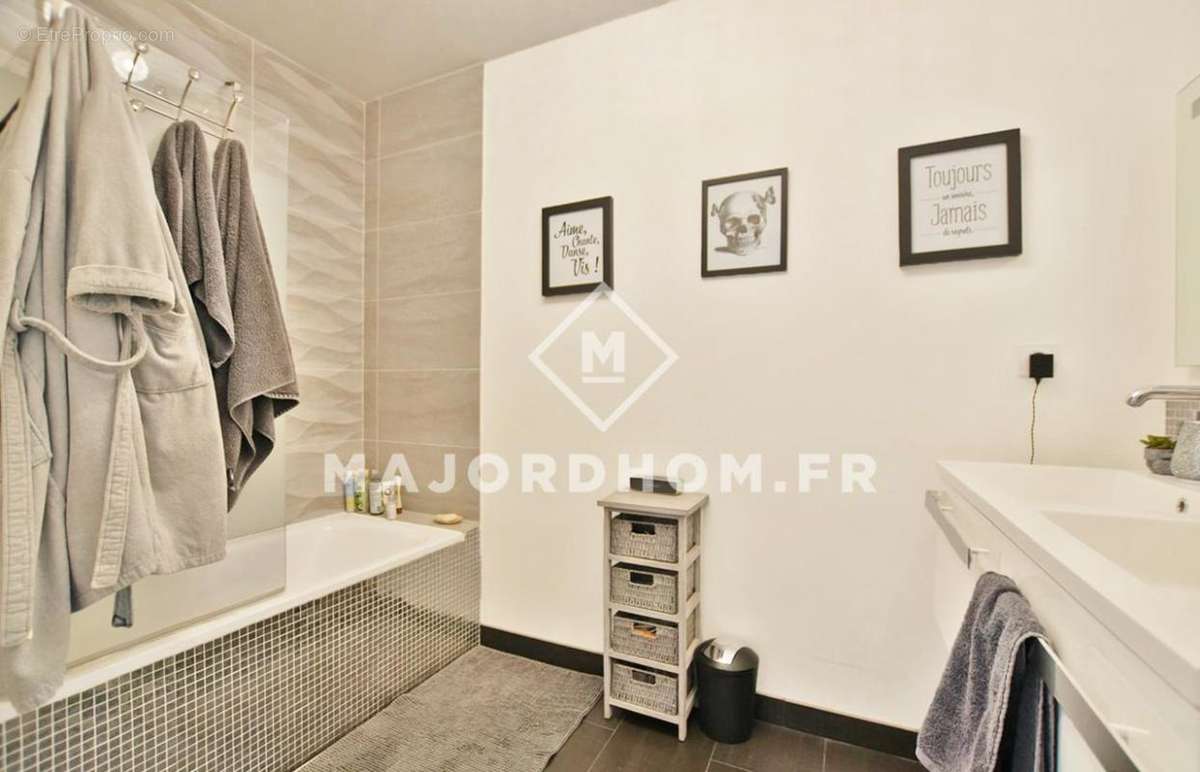 Appartement à MARSEILLE-10E