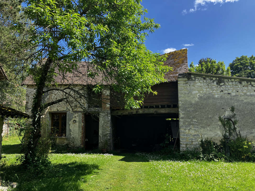 Maison à BUEIL