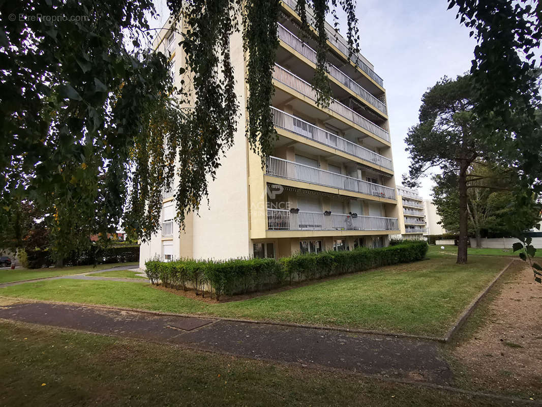 Appartement à ERMONT