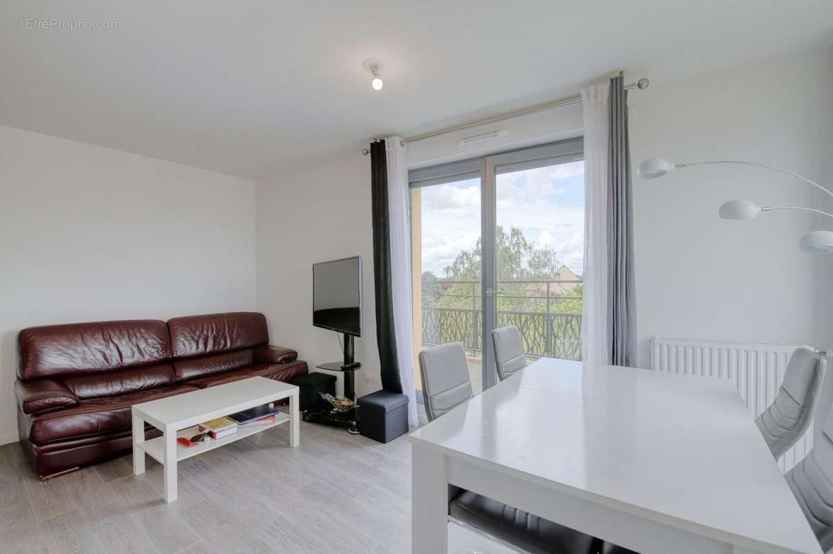 Photo 2 - Appartement à EPINAY-SUR-ORGE