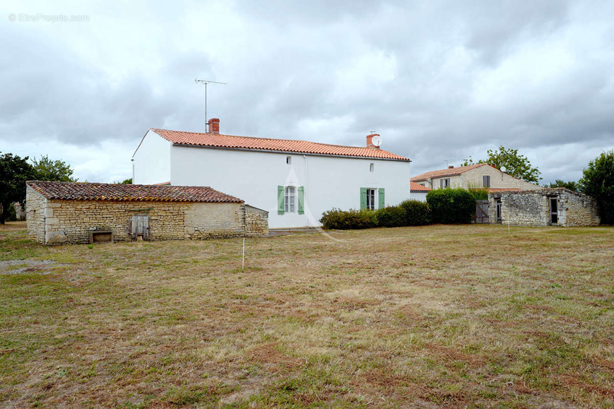 Maison à LA BRETONNIERE-LA-CLAYE