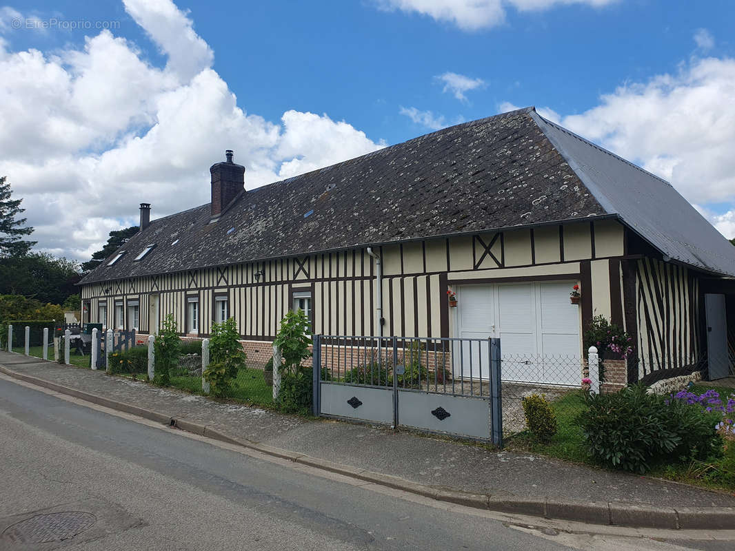 Maison à YVETOT