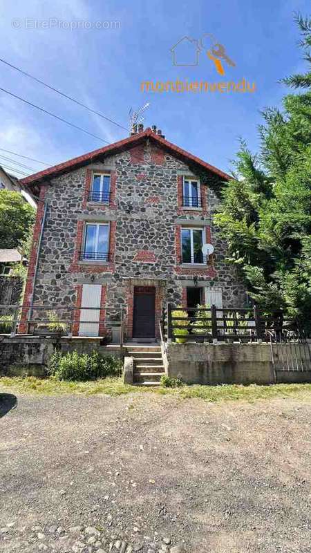 Appartement à AURILLAC