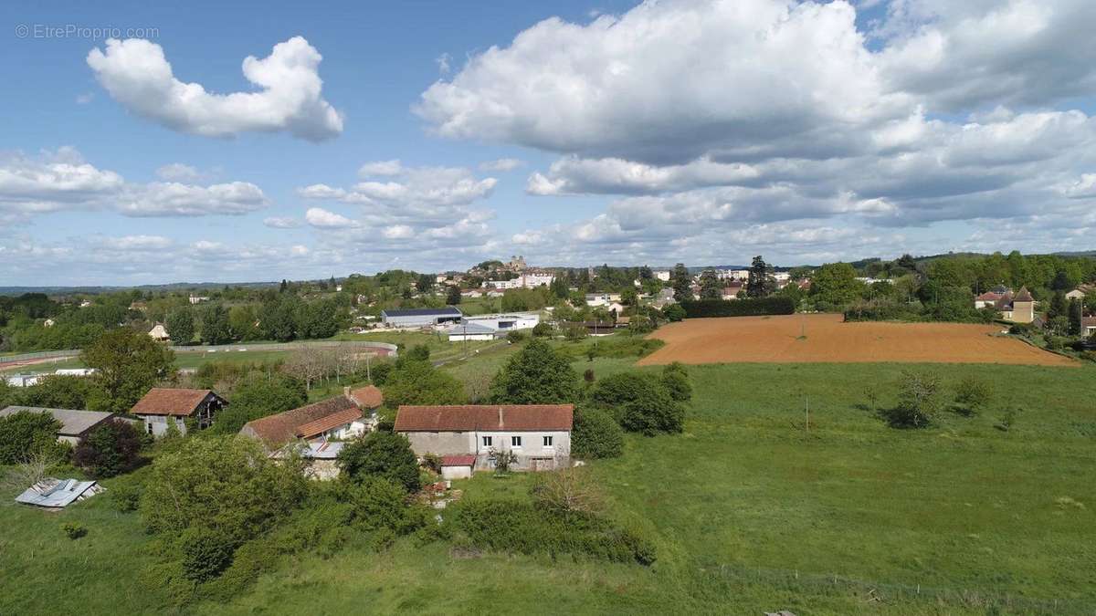 Maison à GOURDON