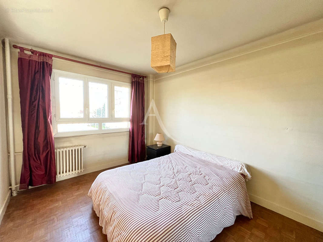 Appartement à NOGENT-SUR-MARNE