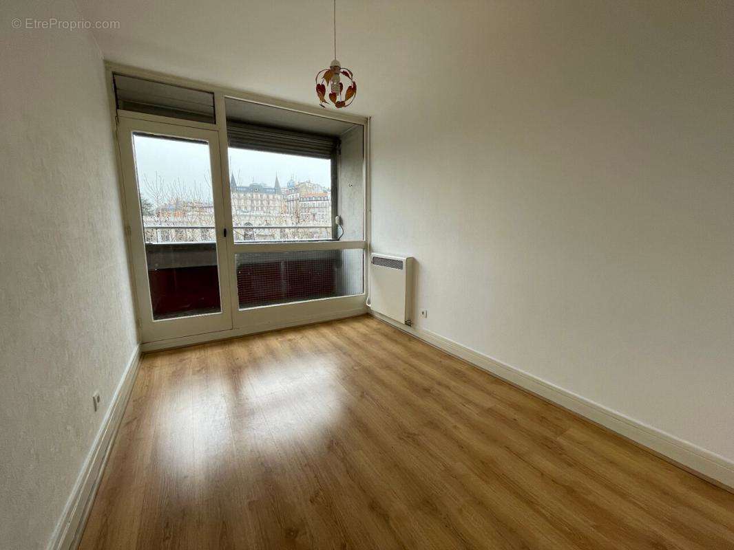 Appartement à CHAMALIERES