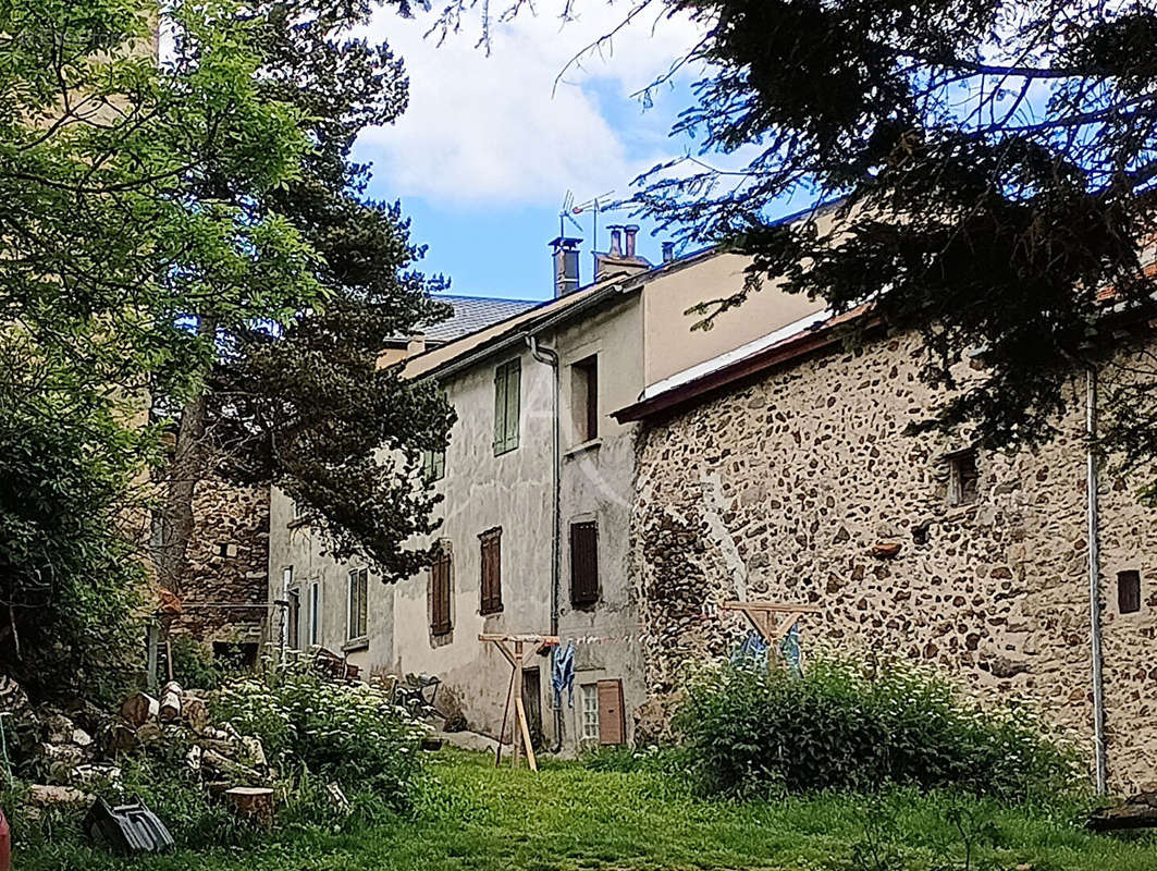 Maison à PUYVALADOR