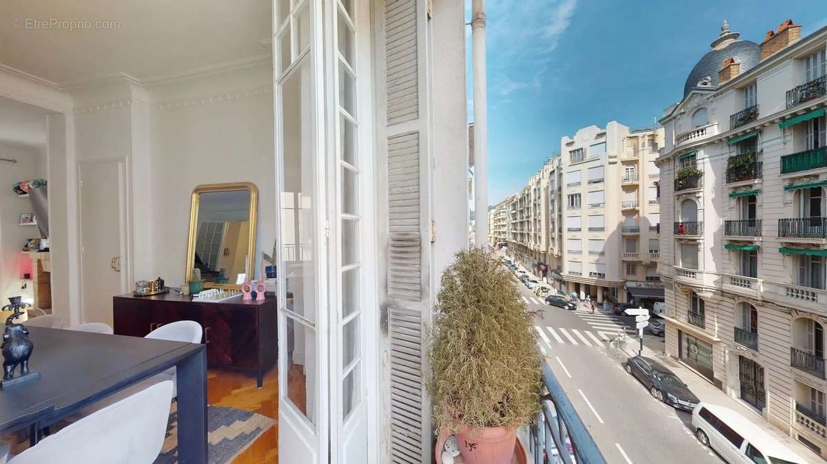 Appartement à NICE