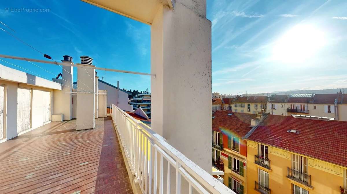 Appartement à NICE