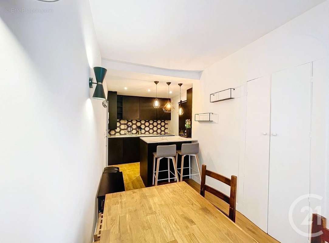 Appartement à PARIS-18E