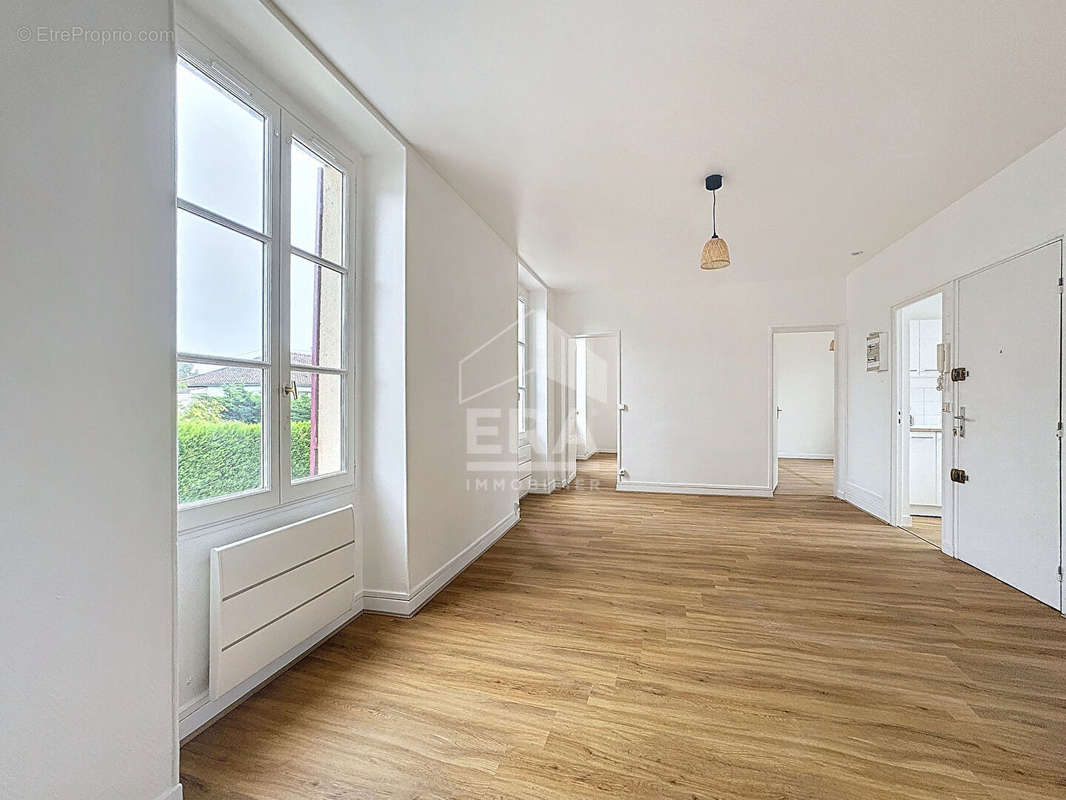 Appartement à ASNIERES-SUR-OISE