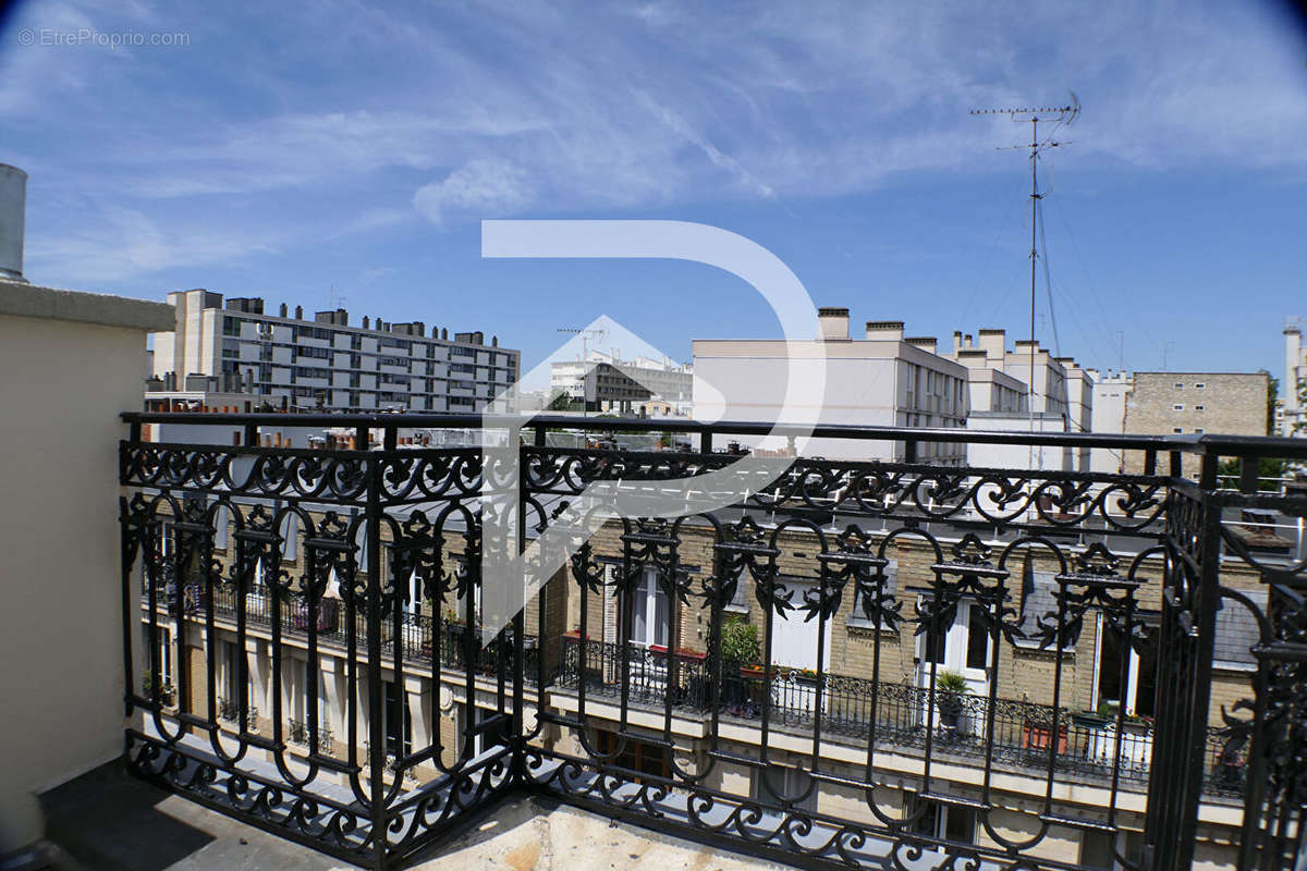 Appartement à PARIS-20E