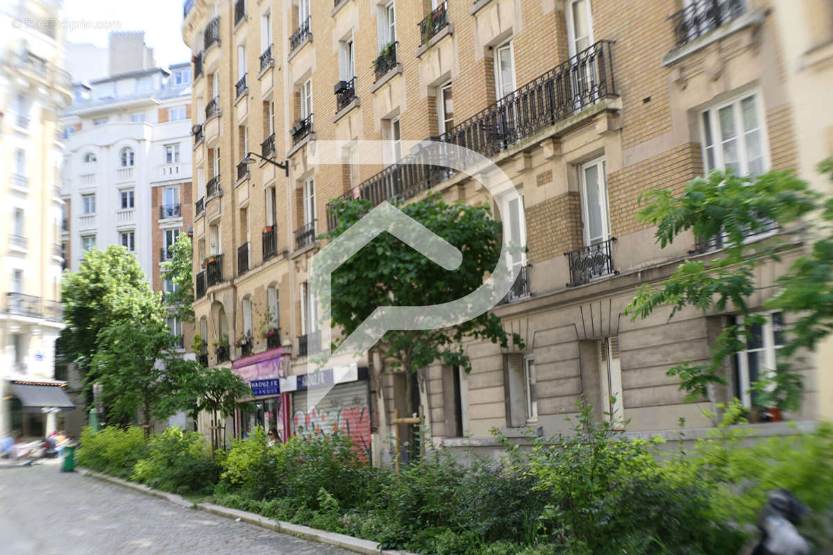 Appartement à PARIS-20E