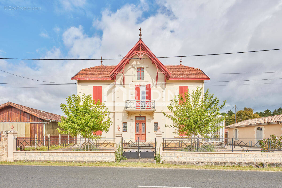 Maison à LANGON