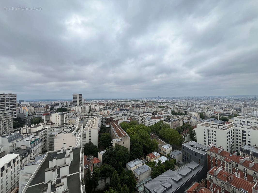 Appartement à PARIS-20E