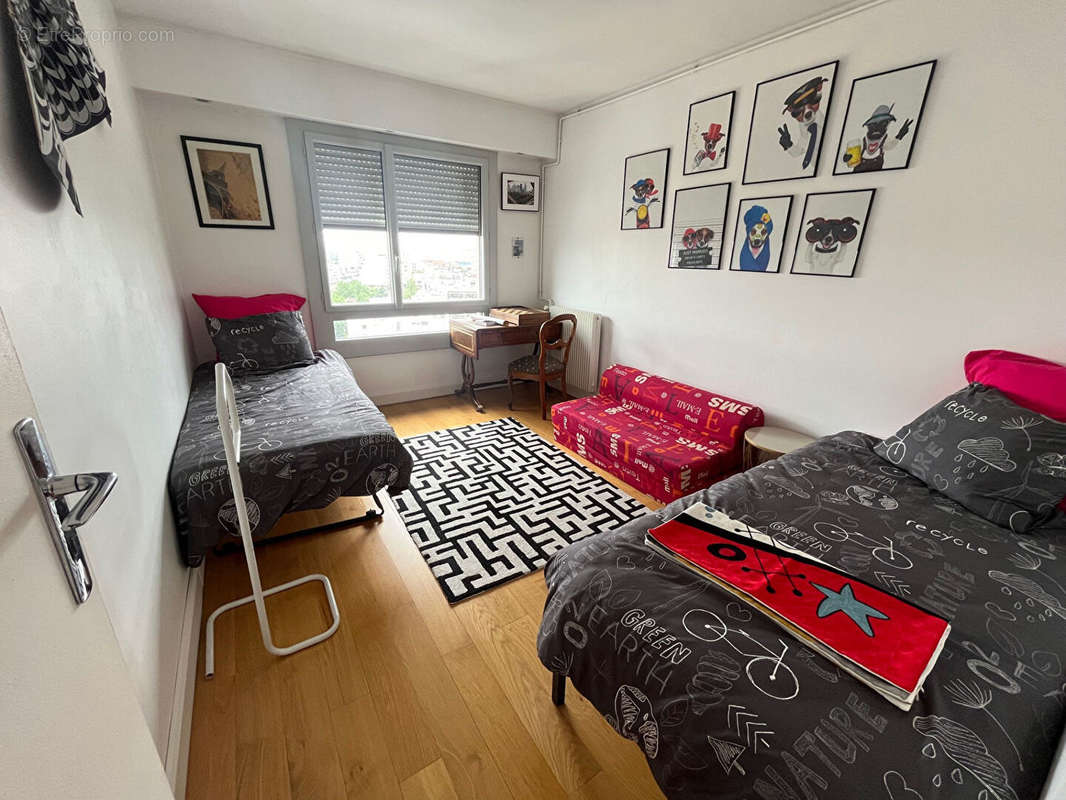 Appartement à PARIS-20E