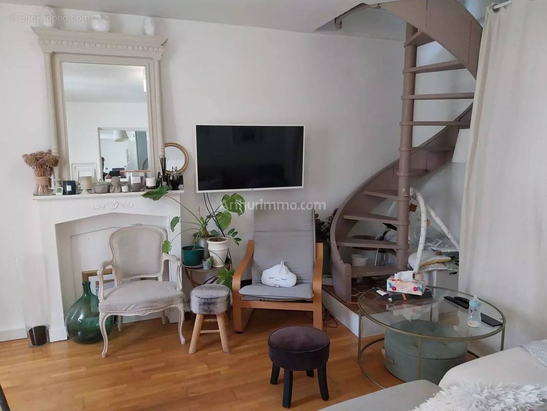 Appartement à NOGENT-SUR-MARNE