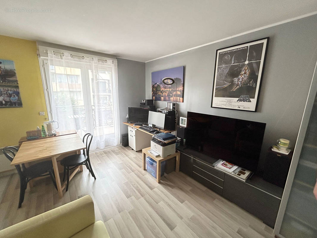 Appartement à SARTROUVILLE